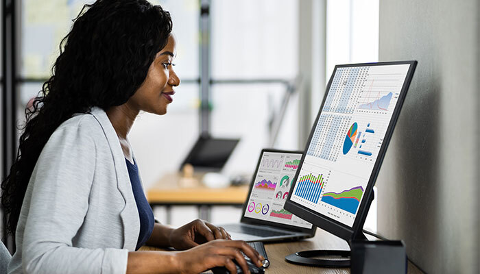 Pharmaceutical Financial Analyst